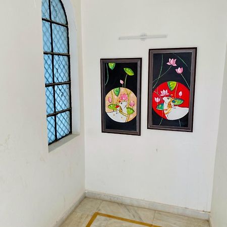 Hotel Holy Cow Rishīkesh Esterno foto
